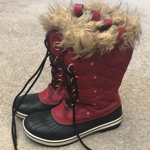 Women Sorel size 10 winter boots
